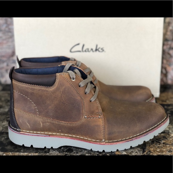 NEW Clarks Men's Vargo Casual Chukka Boots - Picture 12 of 16